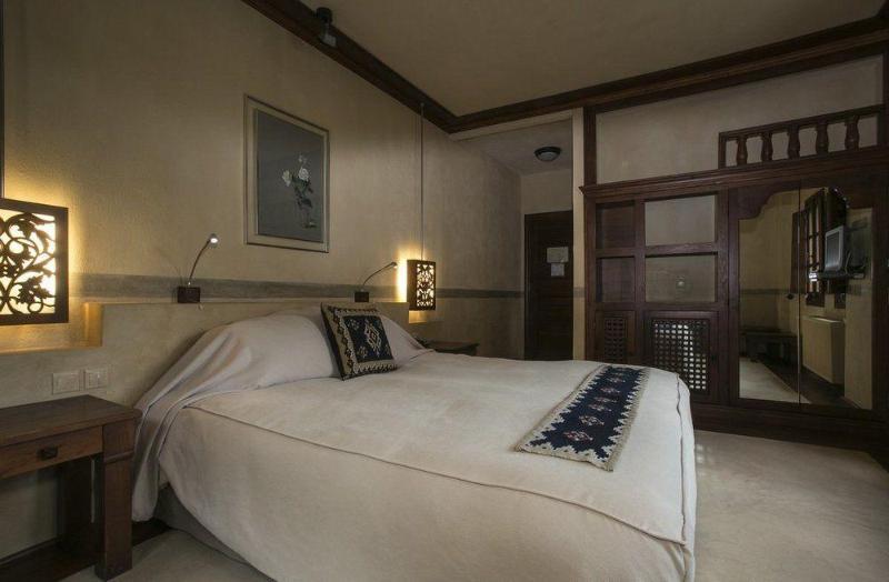 Katogi Averoff Hotel & Winery メツォヴォ エクステリア 写真
